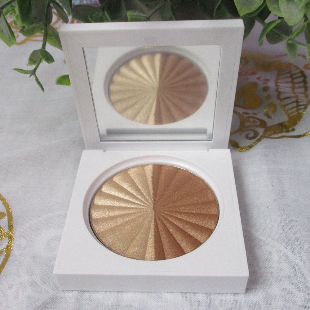 Ofra Cosmetics Hot Cocoa Bronzer/Highlighter Duo